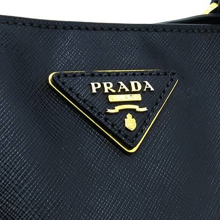 Prada(�����) BN1786 SAFIANO LUX (���ǾƳ� ����) ��Ʈ�� �̹���3 - ���̺��� �߰���ǰ