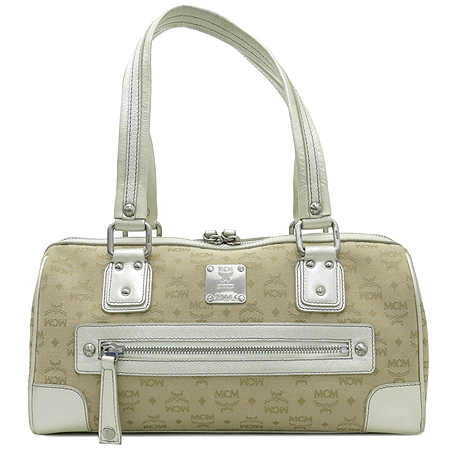 ������  �����