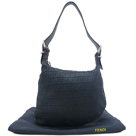 ���  �����