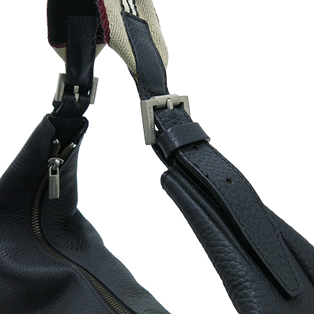 Burberry(������) ���� ���� ���� �ΰ� ȣ�� ����� �̹���3 - ���̺��� �߰���ǰ