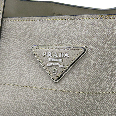 Prada(�����) BN2666 SAFFIANO(���ǾƳ�) SOFT ���� POMICE ��Ʈ��  + �����Ʈ�� �̹���4 - ���̺��� �߰���ǰ