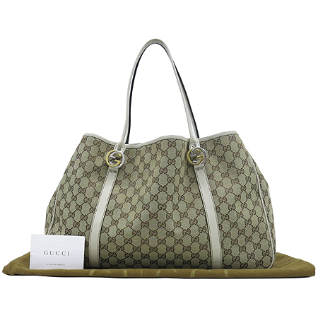 ����  �����