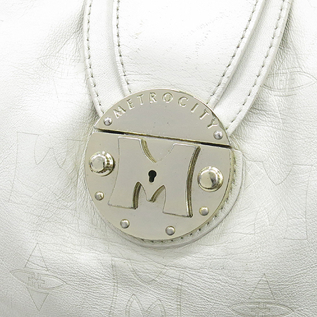 Metrocity(��Ʈ�ν�Ƽ) ���� �ΰ� ��Ŭ ��� ȭ��Ʈ ���� ����� �̹���3 - ���̺��� �߰���ǰ