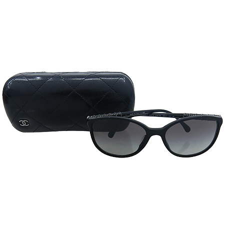 ����  ���۶�