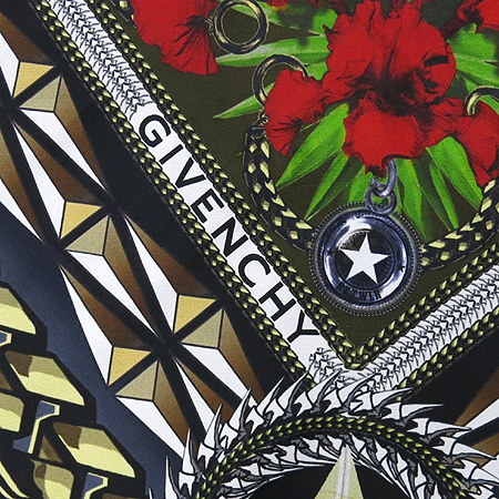 GIVENCHY(�����) 100% ��ũ Floral print ��ī�� �̹���3 - ���̺��� �߰���ǰ