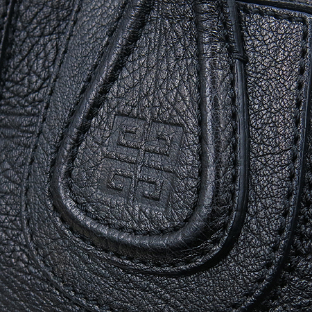 GIVENCHY(�����) ���� SHEEP(�簡��) ���� �����ð��� L ������ 2WAY �̹���4 - ���̺��� �߰���ǰ