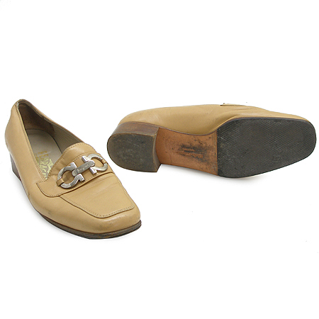 Ferragamo(��󰡸�) ���� ��ġ�� �ΰ� ��� ������ ���� ���� �̹���2 - ���̺��� �߰���ǰ