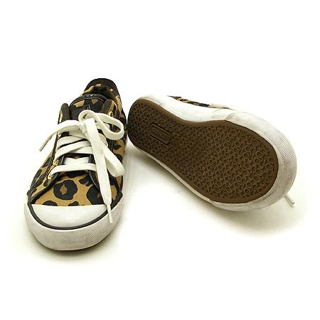 Coach(��ġ) �ñ׳��� ȣ�� ���� ����Ŀ�� �̹���3 - ���̺��� �߰���ǰ