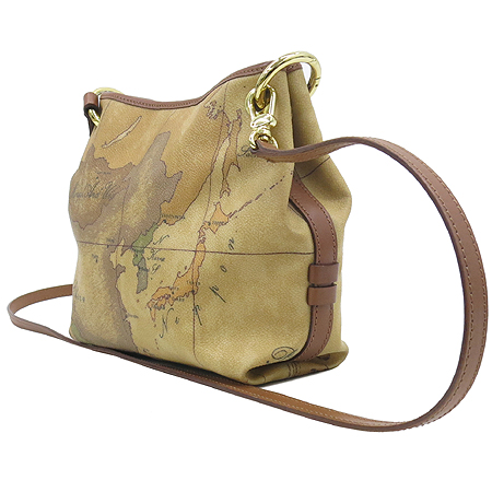 ALVIERO MARTINI (�˺񿡷� ����Ƽ��) PVC ũ�ν��� �̹���2 - ���̺��� �߰���ǰ