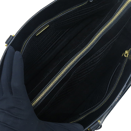 Prada(�����) BN2061 SAFFIANO LUX (���ǾƳ� ����) ��Ʈ�� + ��� ��Ʈ�� �̹���6 - ���̺��� �߰���ǰ