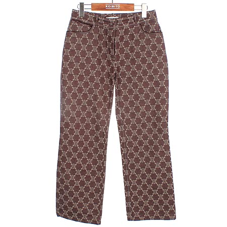 ������  ����