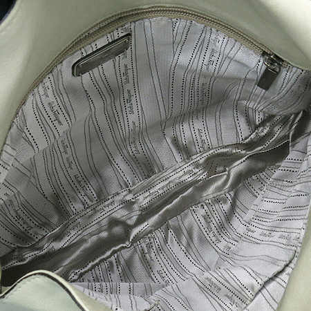 Ferragamo(��󰡸�) 21 B461 ���� ��ġ�� ��� ������ ���̺��� ���� ȣ�� ����� �̹���5 - ���̺��� �߰���ǰ