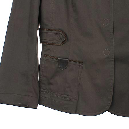 Armani COLLEZIONI(�Ƹ����� �÷�������) �׷����÷� ���� �̹���3 - ���̺��� �߰���ǰ