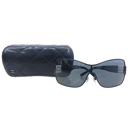 ����  ���۶�