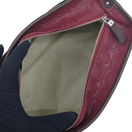 Ferragamo(��󰡸�) 21 5830 ��ġ�� �ΰ� ���� ���� ��Ʈ�� + ũ�ν���Ʈ�� �̹���6 - ���̺��� �߰���ǰ