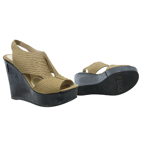 Fendi(���) ����Ʈ ���� ������ũ���� ������ �����뱸�� [��������] �̹���2 - ���̺��� �߰���ǰ