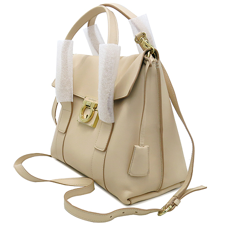 Ferragamo(��󰡸�) 21 D941 ����ũ ���� ���� 2WAY �̹���3 - ���̺��� �߰���ǰ