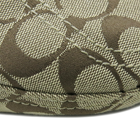 Coach(��ġ) 10840 �ñ׳�ó �ڰ��� ũ�ν��� �̹���4 - ���̺��� �߰���ǰ