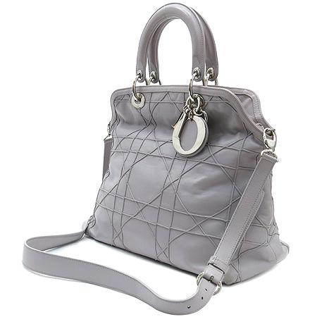 Dior(ũ����î���) M1301PGCA �׷��� ���� ����Ų �׶��� ���� �ΰ� ��� 2WAY [������û��] �̹���2 - ���̺��� �߰���ǰ