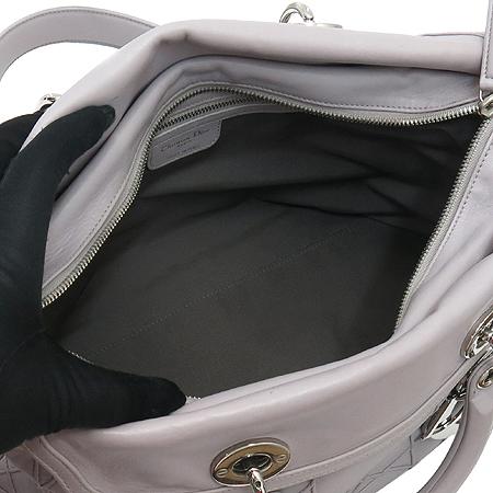 Dior(ũ����î���) M1301PGCA �׷��� ���� ����Ų �׶��� ���� �ΰ� ��� 2WAY [������û��] �̹���5 - ���̺��� �߰���ǰ