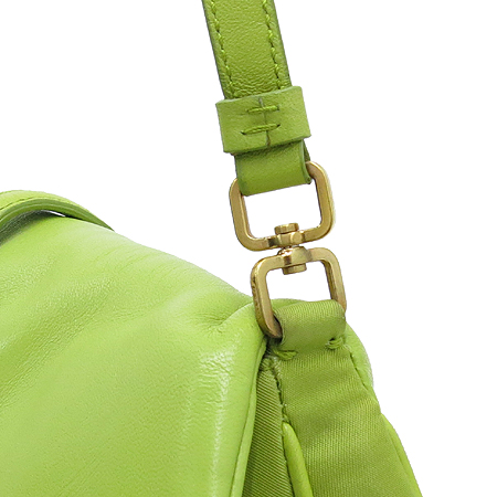 Prada(�����) �к긯 ���� ȥ�� ����� �̹���4 - ���̺��� �߰���ǰ