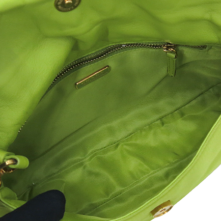 Prada(�����) �к긯 ���� ȥ�� ����� �̹���6 - ���̺��� �߰���ǰ