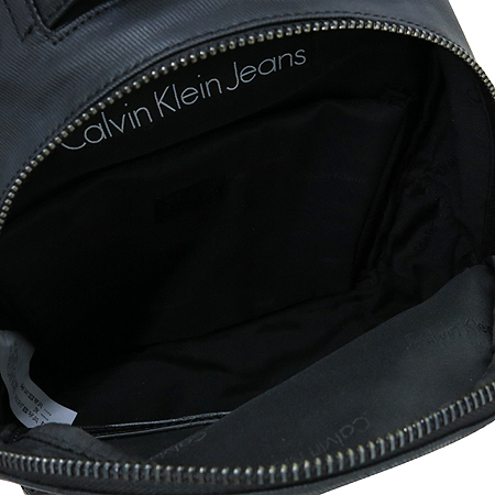 Calvin Klein(Ķ��Ŭ����) HH0901 ���� PVC �δ���Ʈ���� ���͵� ���� �̹���5 - ���̺��� �߰���ǰ