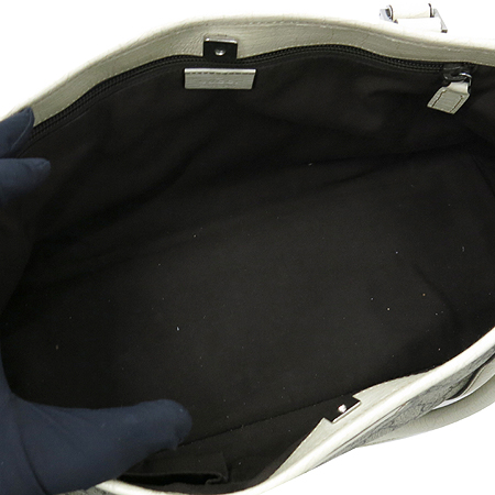 Gucci(����) 114595 GG �ΰ� PVC ȭ��Ʈ ���� Ʈ���� ���� ����� �̹���6 - ���̺��� �߰���ǰ