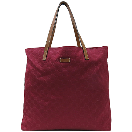 ����  �����