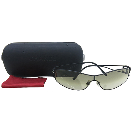 ����  ���۶�