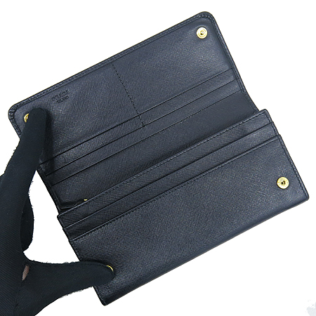 Prada(�����) 1M1132 ���� �ΰ� SAFFIANO METAL ���ǾƳ� ������ �̹���4 - ���̺��� �߰���ǰ