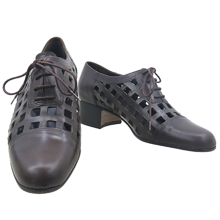 ������  ����