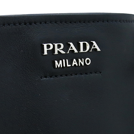Prada(�����) 16�� �Ż� 1BG038 ����ΰ� CITY CALF ���� ����� + �����Ŀ�ġ �̹���4 - ���̺��� �߰���ǰ