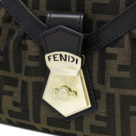 Fendi(���) 8BR646 FF�ΰ� ĵ���� ����� Ʈ���� ��彺�͵� �ڵ� ����� �̹���3 - ���̺��� �߰���ǰ