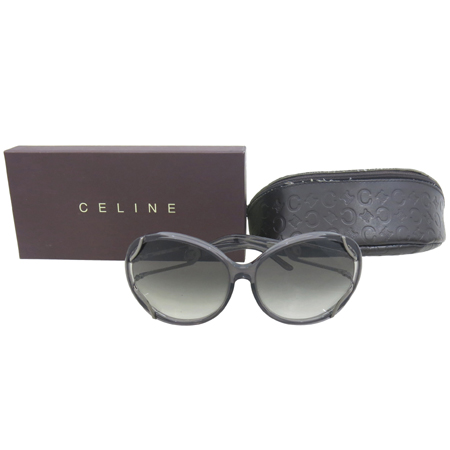 ������  ���۶�