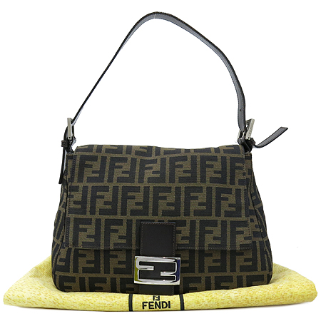 ���  �����