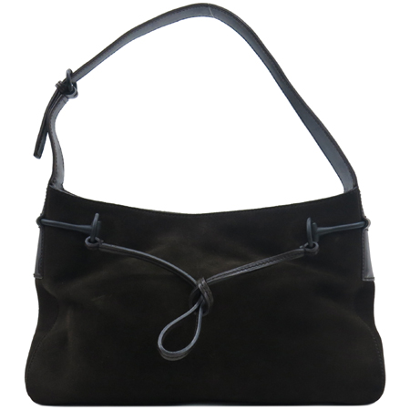 ����  �����