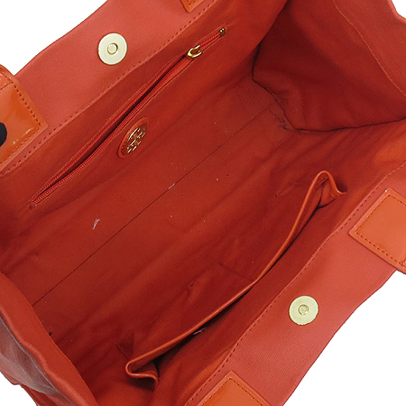 TORY BURCH(�丮��ġ) �Ƹ��� �ΰ� ��� PVC ���̴�Ʈ ȥ�� ���� ��Ʈ�� [�λ꼾�Һ���] �̹���5 - ���̺��� �߰���ǰ