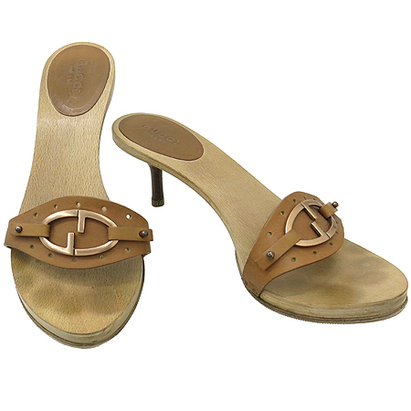 ����  ����