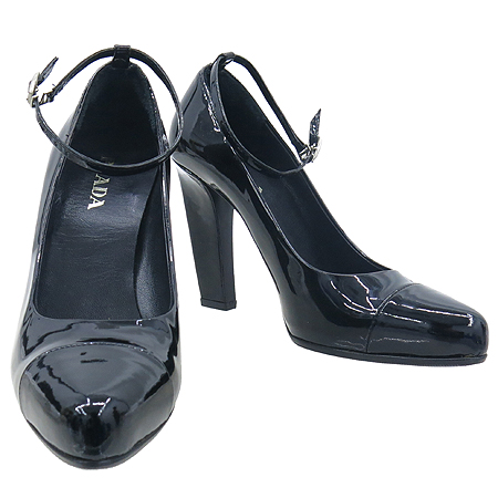 �����  ����