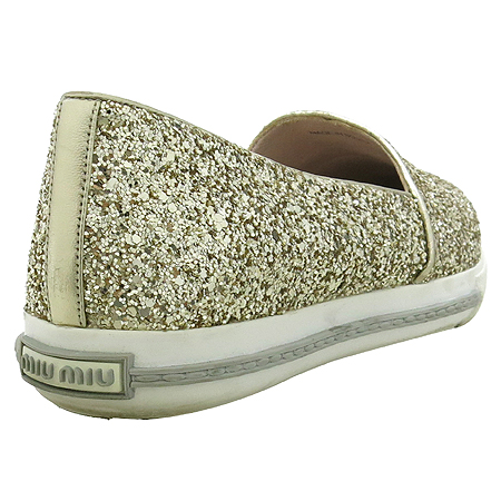 MiuMiu(�̿�̿�) ��� ���ر� ��Ż�� ������ ������ ����Ŀ�� �̹���4 - ���̺��� �߰���ǰ