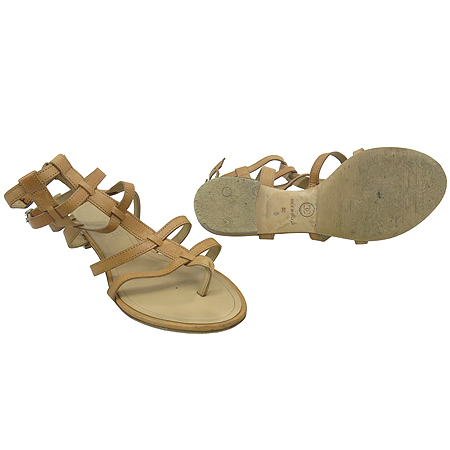 Chanel(����) ī�᷹�� �۷������� �ɸ� ������ ���� �̹���2 - ���̺��� �߰���ǰ