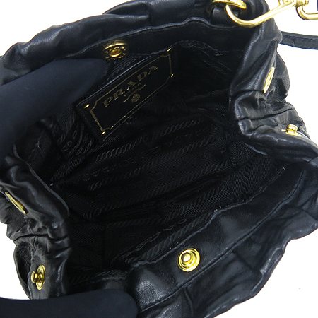 Prada(�����) ����ΰ� ���� ����Ų ��Ŭ �̴� �Ŀ�ġ �� ũ�ν��� �̹���5 - ���̺��� �߰���ǰ