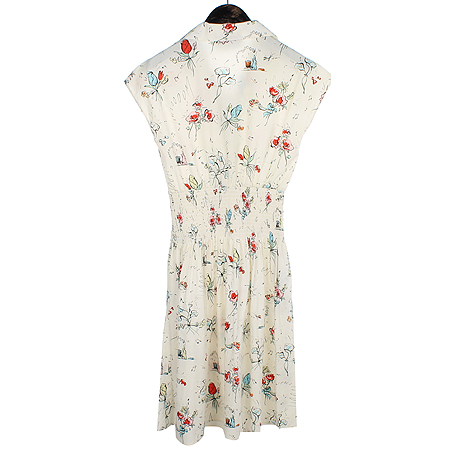 Prada(�����) ���� ���ǽ� �̹���4 - ���̺��� �߰���ǰ