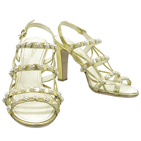 ����  ����