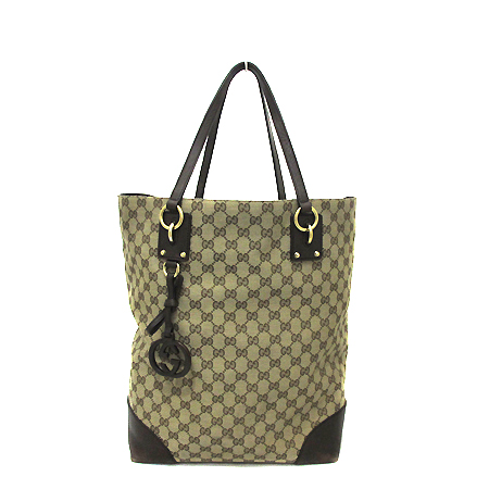 ����  �����