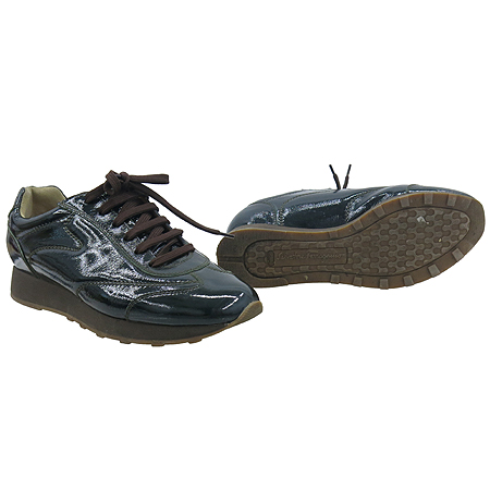 Ferragamo(��󰡸�) �׸� ���̴�Ʈ ������ ����Ŀ�� �̹���2 - ���̺��� �߰���ǰ