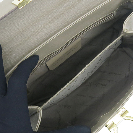 Ferragamo(��󰡸�) 21-0290 ���� ��ġ�� ��� ��Ʈ�� �̹���5 - ���̺��� �߰���ǰ