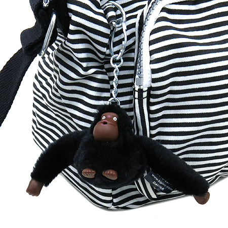 KIPLING(Ű�ø�) ��Ʈ������ ������ ũ�ν��� + �����Ŀ�ġ �̹���3 - ���̺��� �߰���ǰ