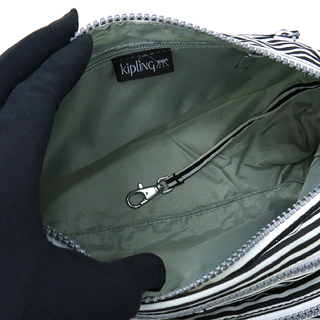 KIPLING(Ű�ø�) ��Ʈ������ ������ ũ�ν��� + �����Ŀ�ġ �̹���6 - ���̺��� �߰���ǰ